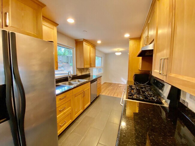 Bellevue Rambler!!! - Bellevue Rambler!!! House