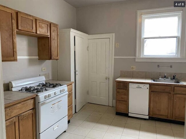 Photo - Charming 2BR in the Heart of Newport – Walk to Dining, Shops & the Levee