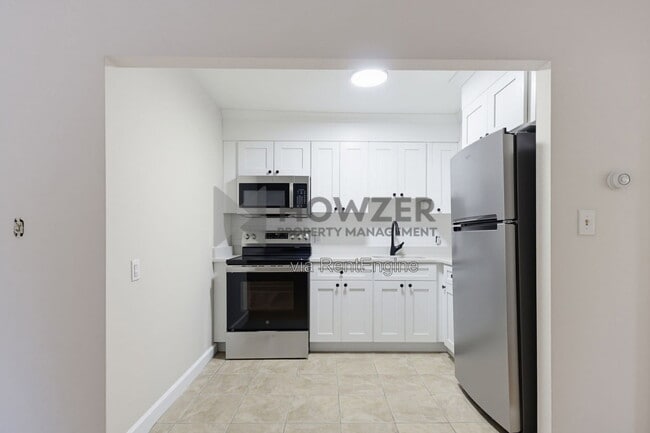 1019 Main St Unit D