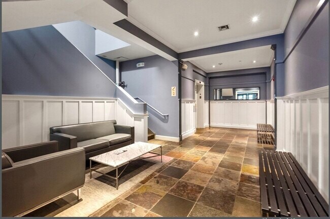 Photo - 10 Vernon St Unit 305