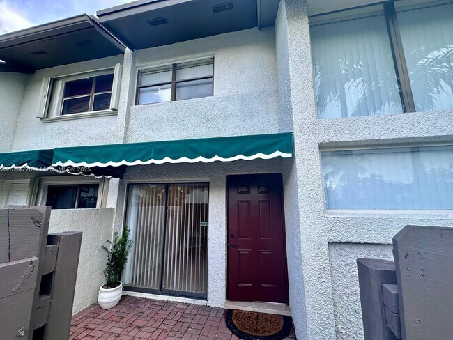 Building Photo - 11339 SW 71st Ln Rental