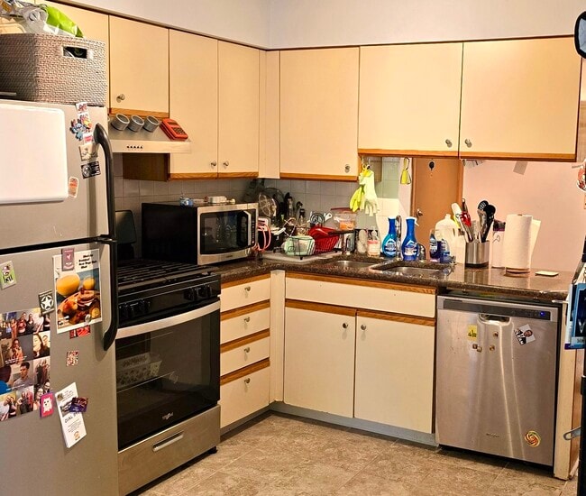 Photo - 1 Cedar Ct Unit 4