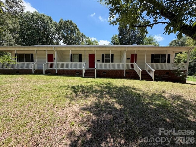 Photo - 642 Pee Dee Ave