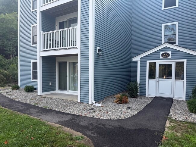 Building Photo - 2 Marc Dr Unit 2A1