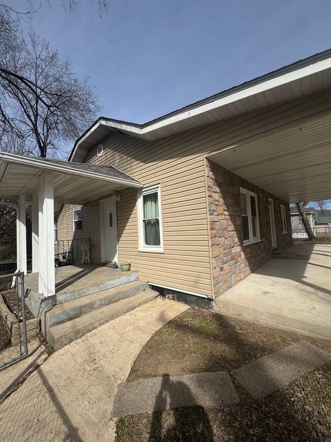 Photo - Furnished 3 Bedroom Home in Waynesville, MO!