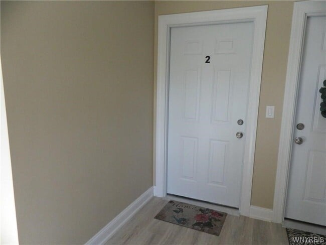 Photo - 417 Center St