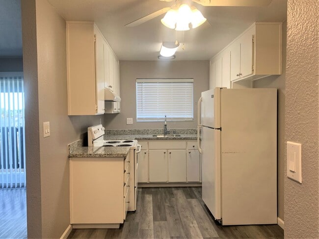 Photo - 4116 Loveridge Road