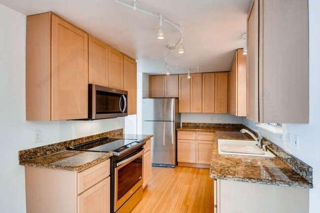 Photo - Gorgeous 3 Bedroom Home near Ruston Way!