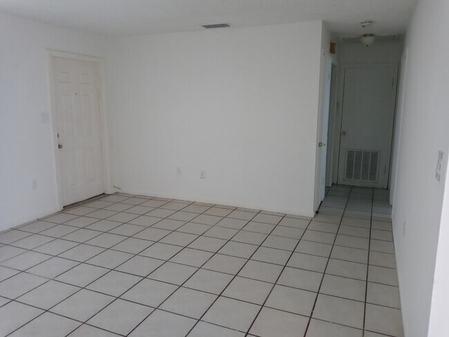 Photo - 8034 Orange Ave