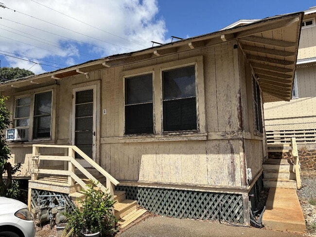Building Photo - To register for the showing time, note the 4 digit code: 3943 and click "APPLY NOW."(mobile:orang...