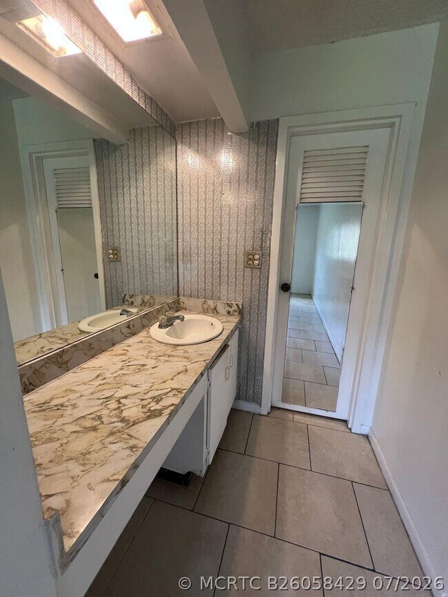 Photo - 4191 NW 26th St Unit 172