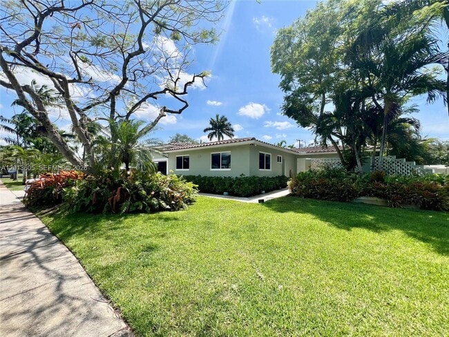 Photo - 101 SW 58th Ave