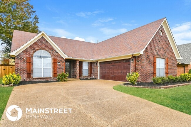 Building Photo - 5545 Annandale Dr
