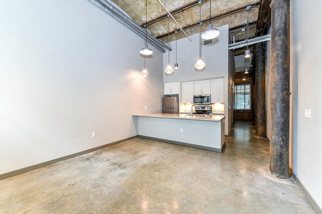 495 Tennessee St - Tennessee Brewery Apartments-
