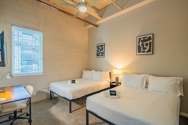 Photo - 1275 E University Dr Unit ID1263058P