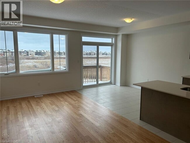 Photo - 400 Newman Dr