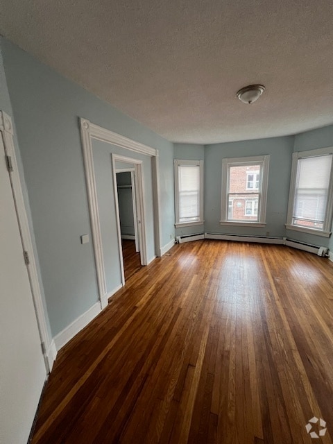 Building Photo - 36 Center St Unit 2 Rental