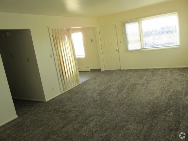 Building Photo - 1429 13th St S Rental