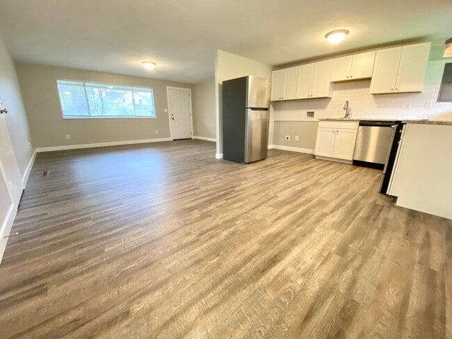 Photo - 4421 Grayson St
