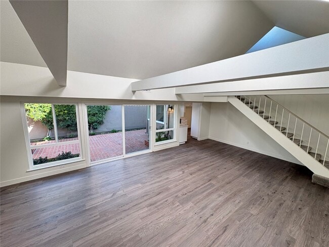 Photo - 310 Corsair Way