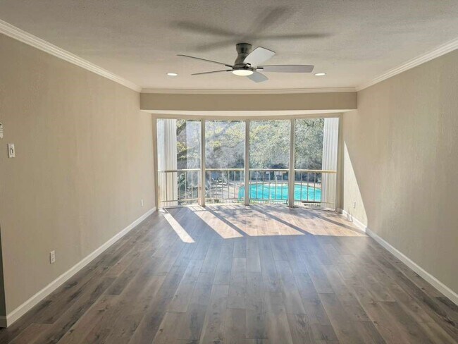 Photo - 5050 Ambassador Way Unidad 212