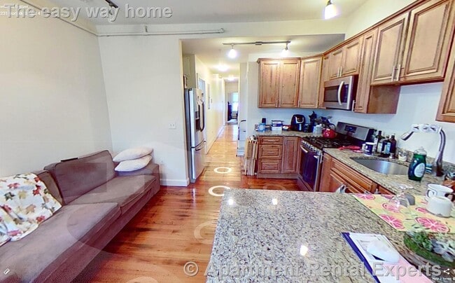 Photo - 231 Norfolk St Unit #4