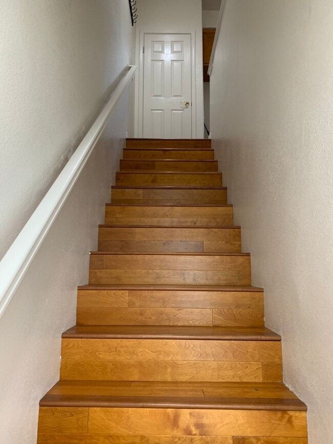 Photo - Light & Bright upstairs one bedroom Granny...