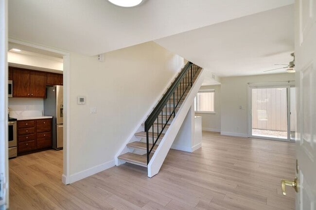 Photo - 6726 Calvine Rd