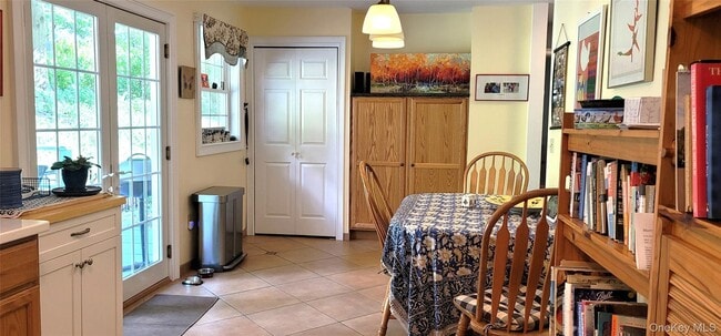 Photo - 23 Violet Pl