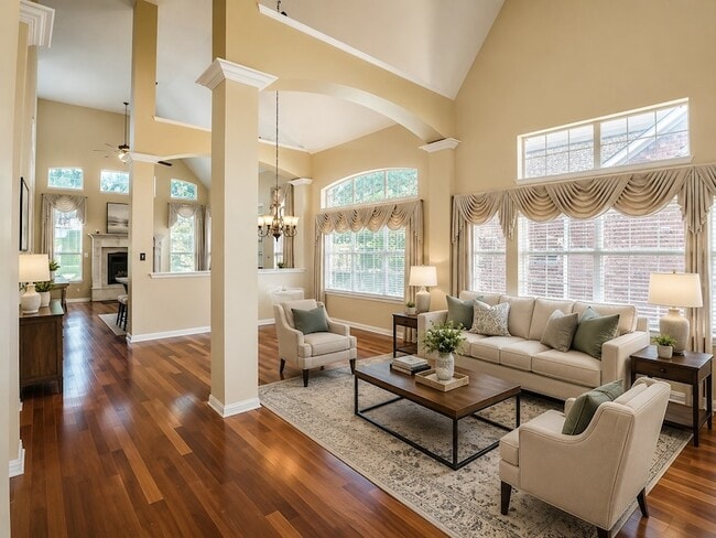 5708 Rickshaw Ln