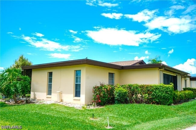 Photo - 4105 Lakewood Blvd Unidad E18