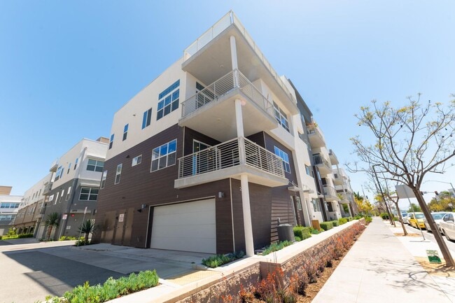 Photo - Otay Ranch  3 bd /2 ba Newer Condo w Garage, Laundry + More!