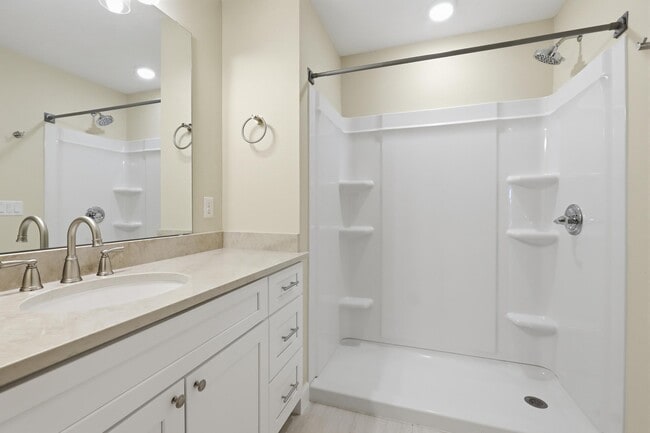 Master bathroom - Casablanca Condos