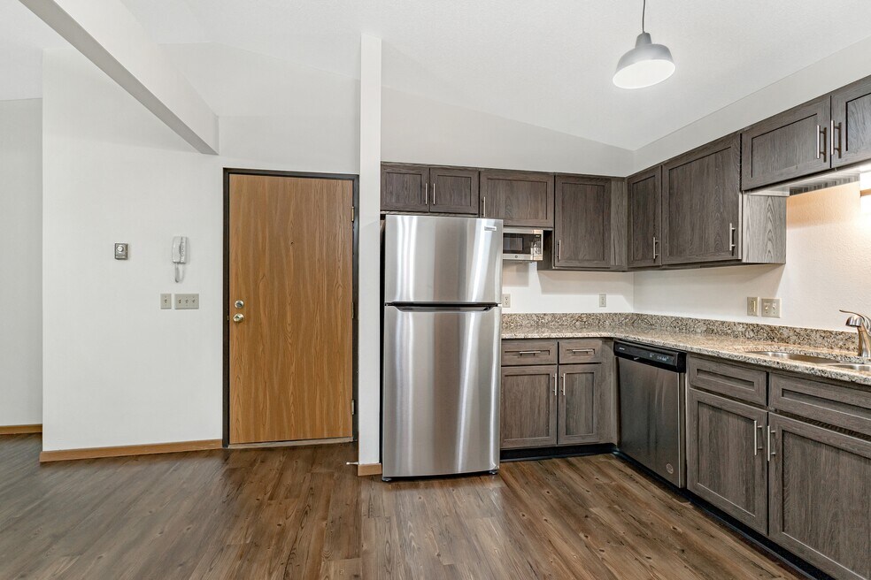 Eagle View Apartments