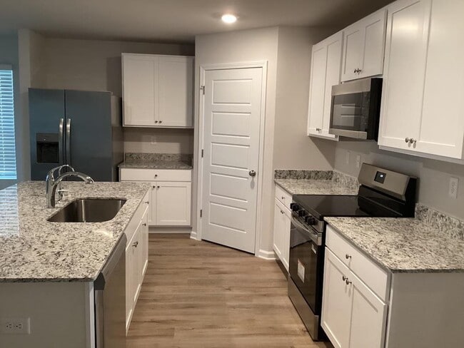 Photo - 4057 Brownstone Wy