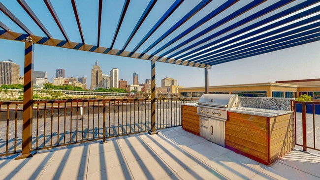 The Overlook - The Scenic