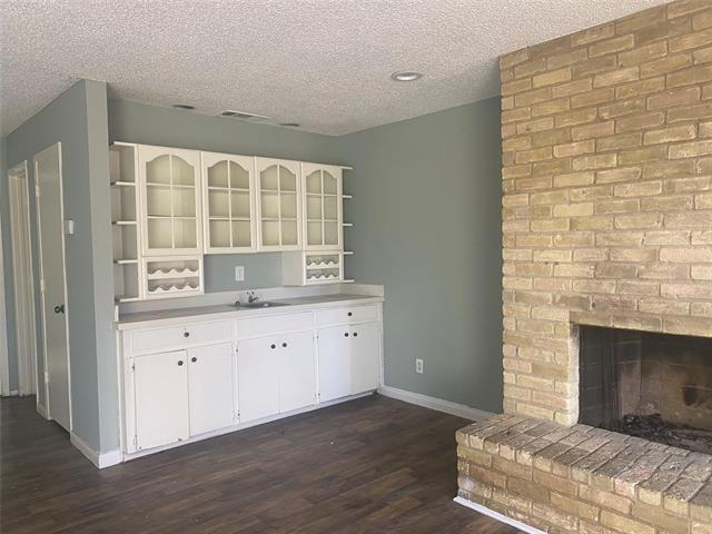 Photo - 501 Towne House Ln