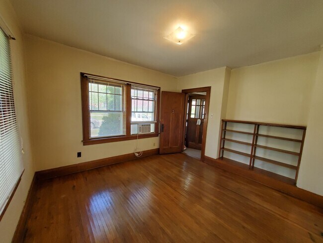 524 W Seerley Blvd Unit 524-2