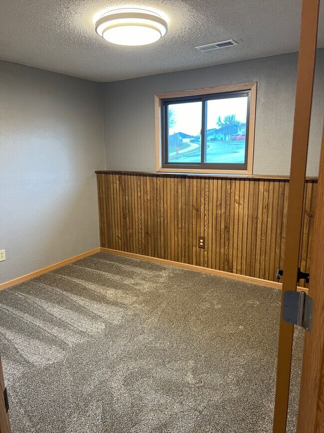 Updated 4 Bedroom House in Brandon SD Rental House Rental in Brandon