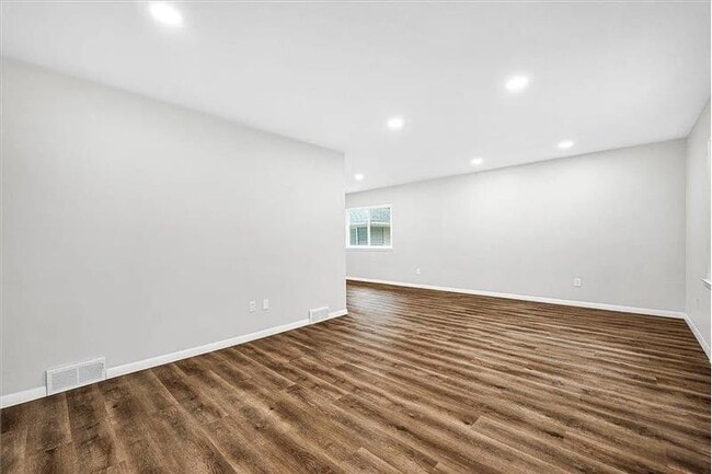 Photo - 2003 S Mahark Ln