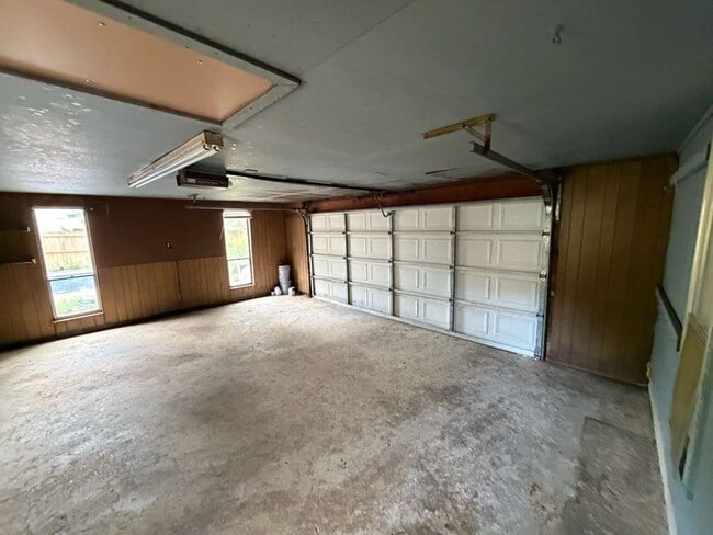 Photo - 5726 Pinola Ave