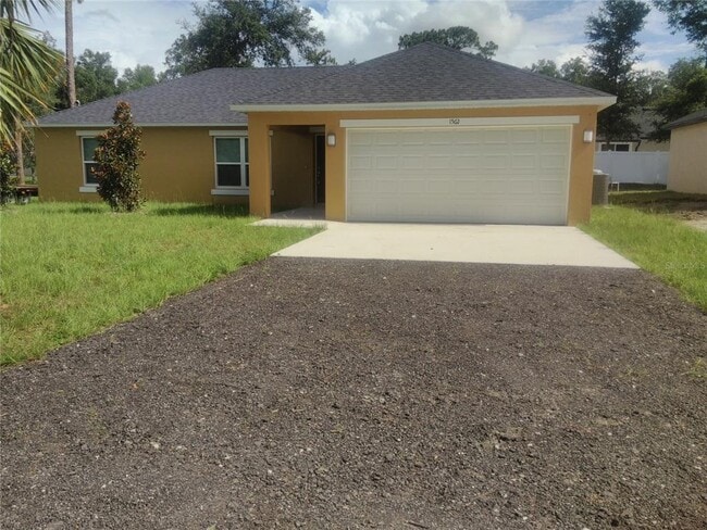 Photo - 1562 Schaub Ave House