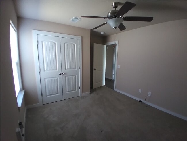 Photo - 461 Barbet Dr