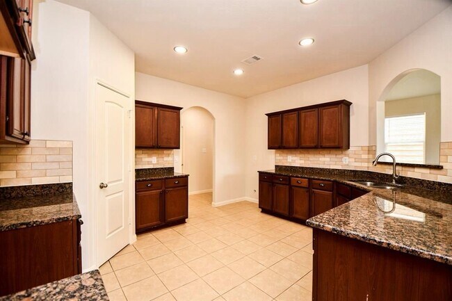 10909 Panther Ct