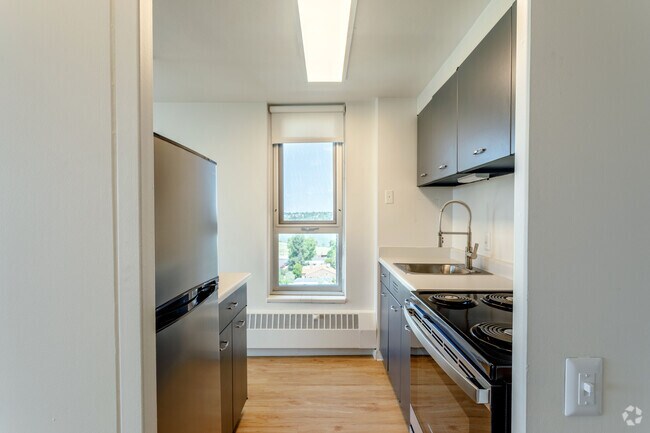 Studio - 450 SF - The Elements at Sloans Lake