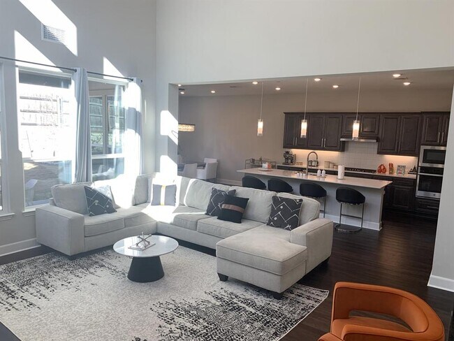 Photo - 12504 Ayrshire Wy