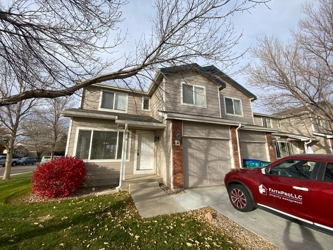 Photo - Bright & Inviting Wellington Townhome