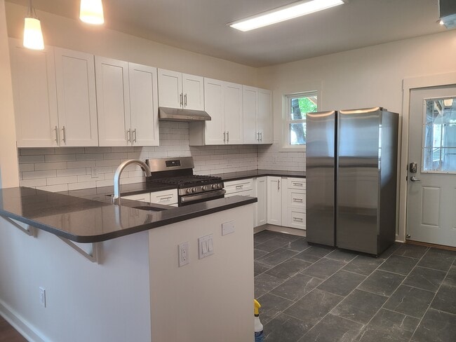 Photo - 1015 Watson St SW Unit 1