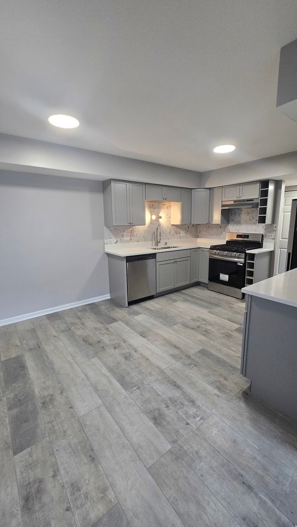 Photo - 1688 Queensbury Cir