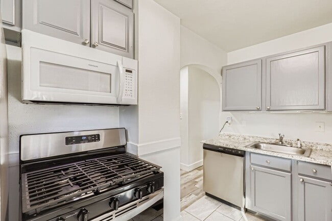 Photo - Charming 3BR Duplex in Aurora